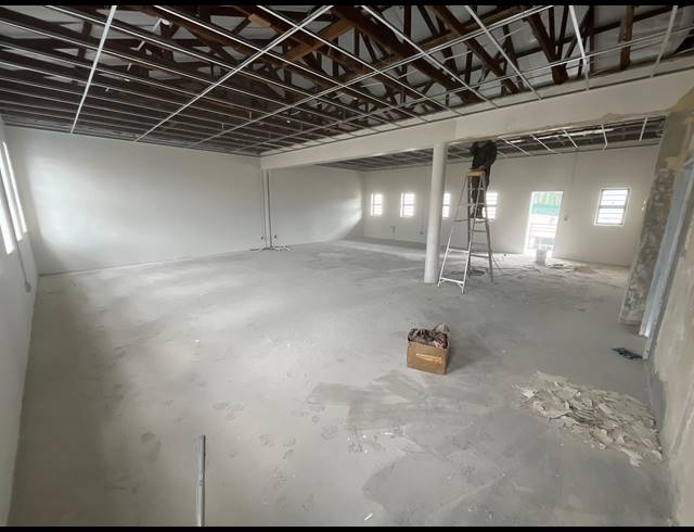 301M² WAREHOUSE TO LET IN NDABENI